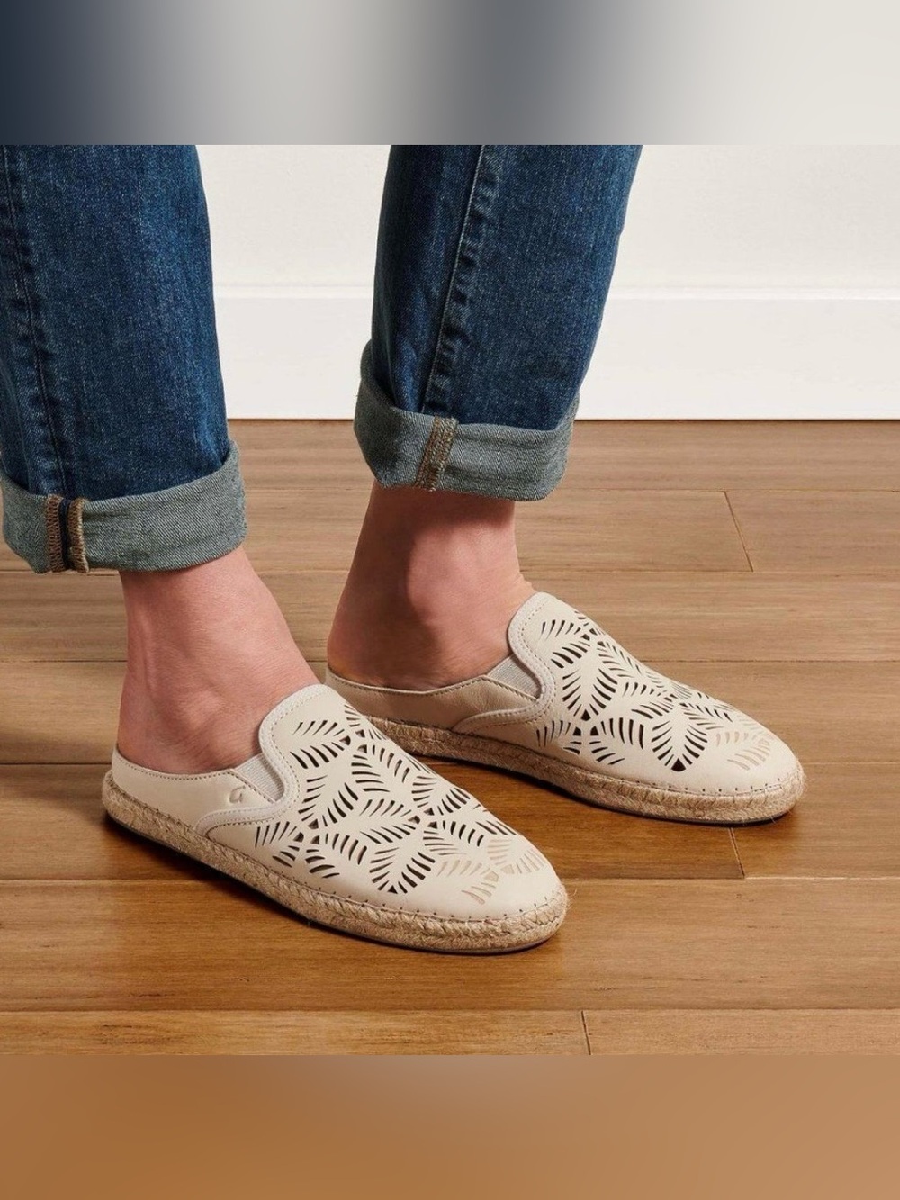 OluKai Women's Kaula 'Olu 'Ili  espadrille slip-on mules in Tapa/Tapa (cream)